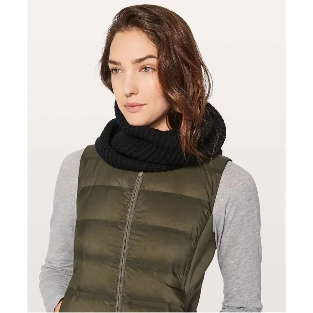 Lululemon Wool Be Cozy Snood (Black) - One Size